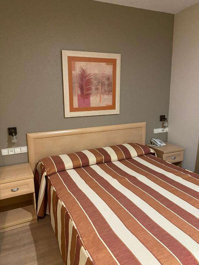 Hotel La Union อูมาเนส เด มาดริด ภายนอก รูปภาพ